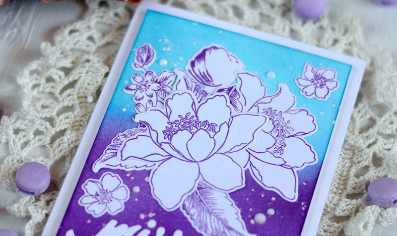 Dual Toned Design with Garden Treasure