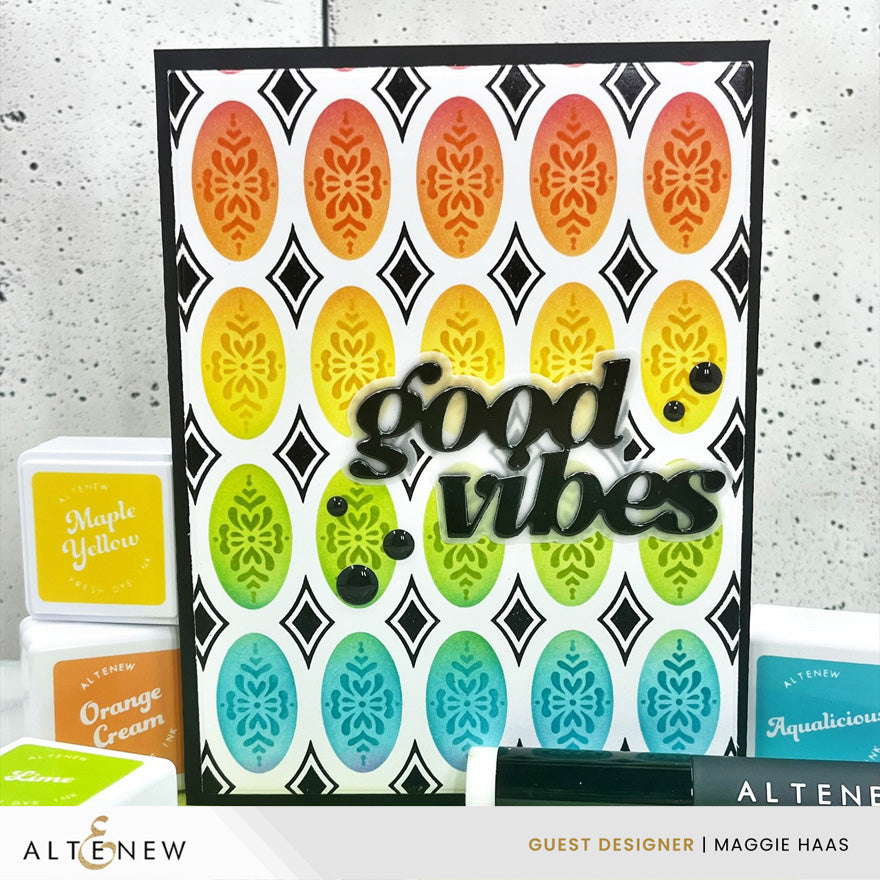 Heirloom Filigree - Oval 3D Embossing Folder