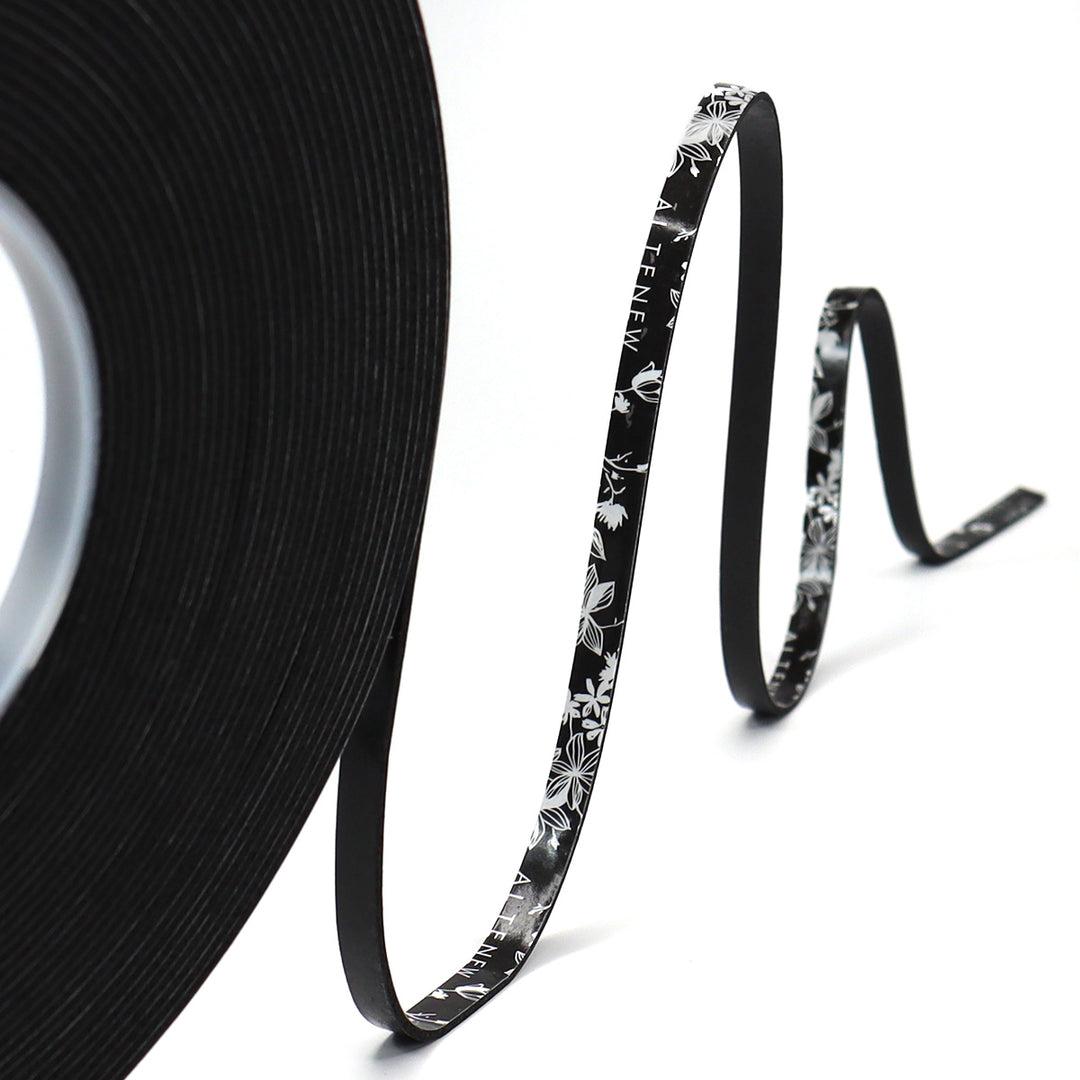 Black Instant Dimension Foam Tape - 1/16'' x 1/4'' x 15m - Altenew