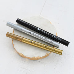 Essential Permanent Markers Set